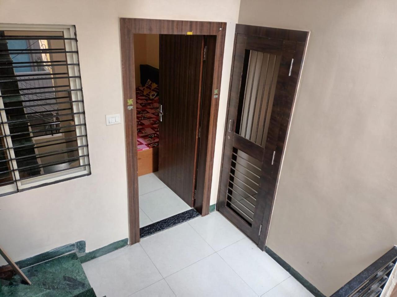 Anand Yatri Grah - Home Stay, Ujjain Ujaim Exterior foto